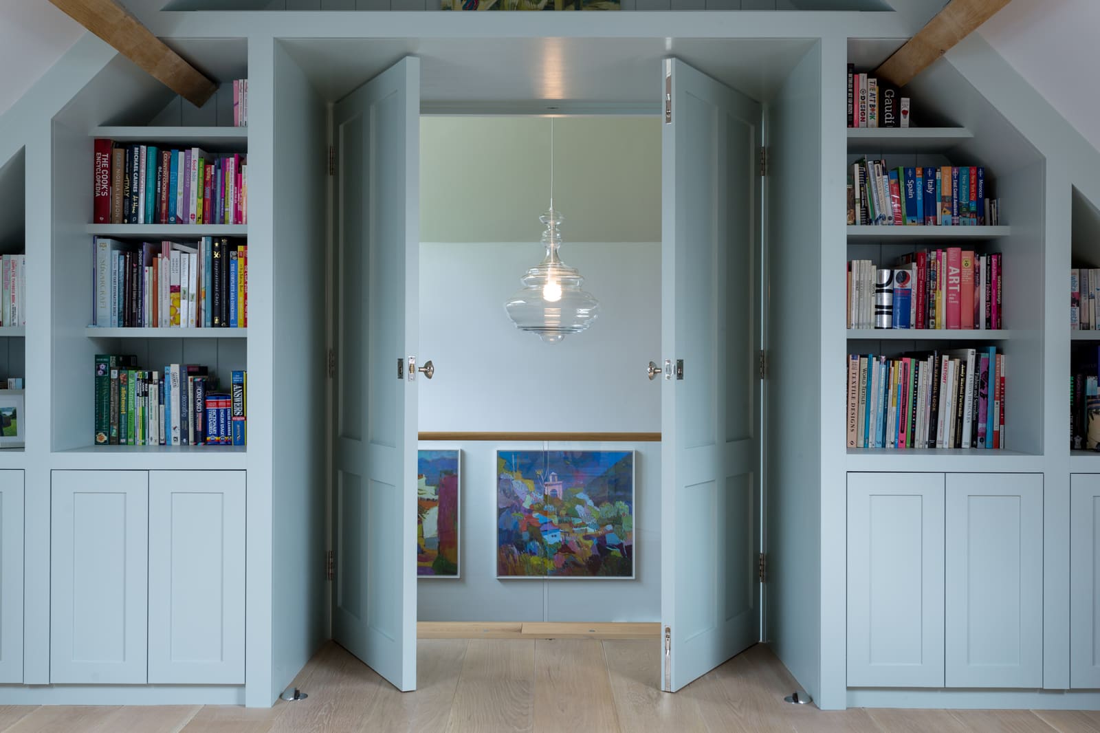 Built-in storage by BFB Carpentry